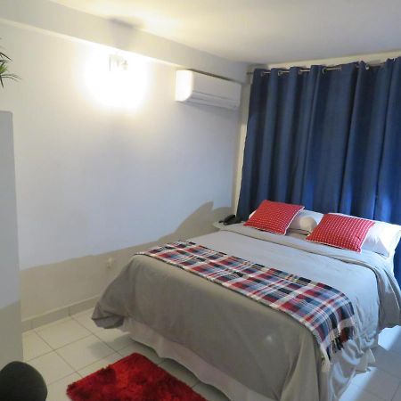 Serenade Lodging Rooms Kota Panama Bagian luar foto